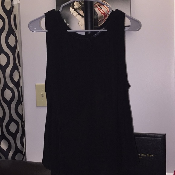 Brandy Melville tank top - Picture 1 of 3